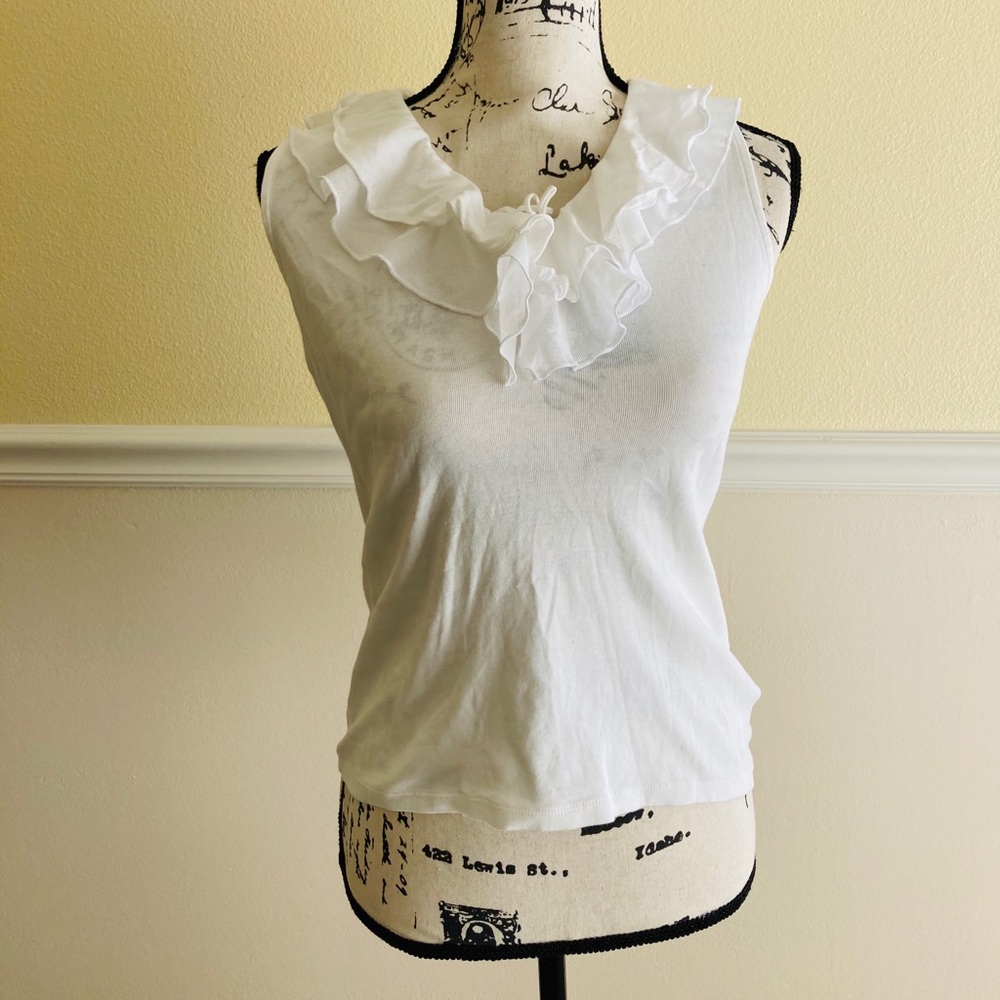 NWOT CHAPS White Flutter Blouse Small top